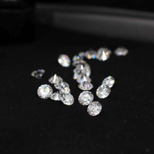 ROUND DEF SI3 2.7-3.3MM +11 LOOSE DIAMONDS