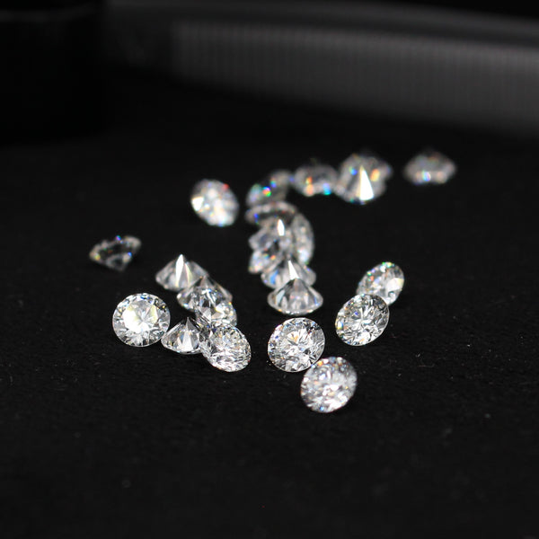 ROUND DEF VVS1 2.7-3.3MM +11 LOOSE DIAMONDS