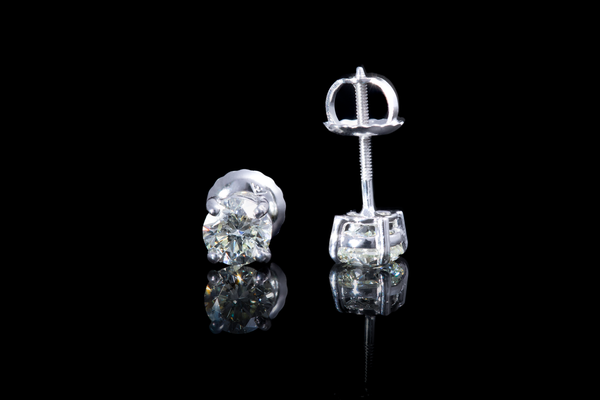 Solitaire Diamonds Earrings